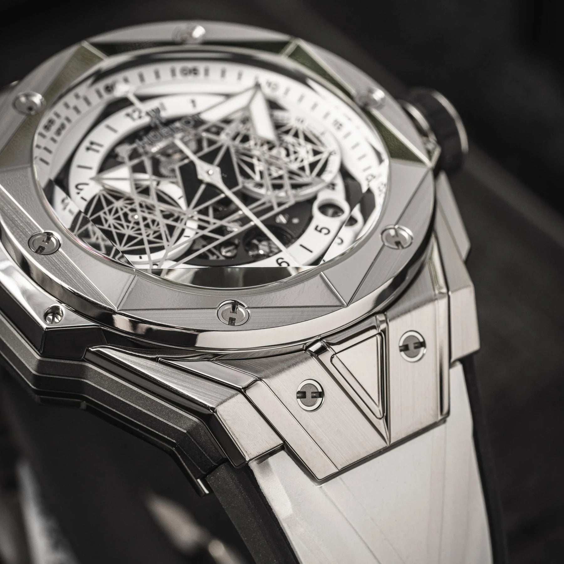 Relógio Hublot Big Bang Master Grade Full Sphire Glsss H