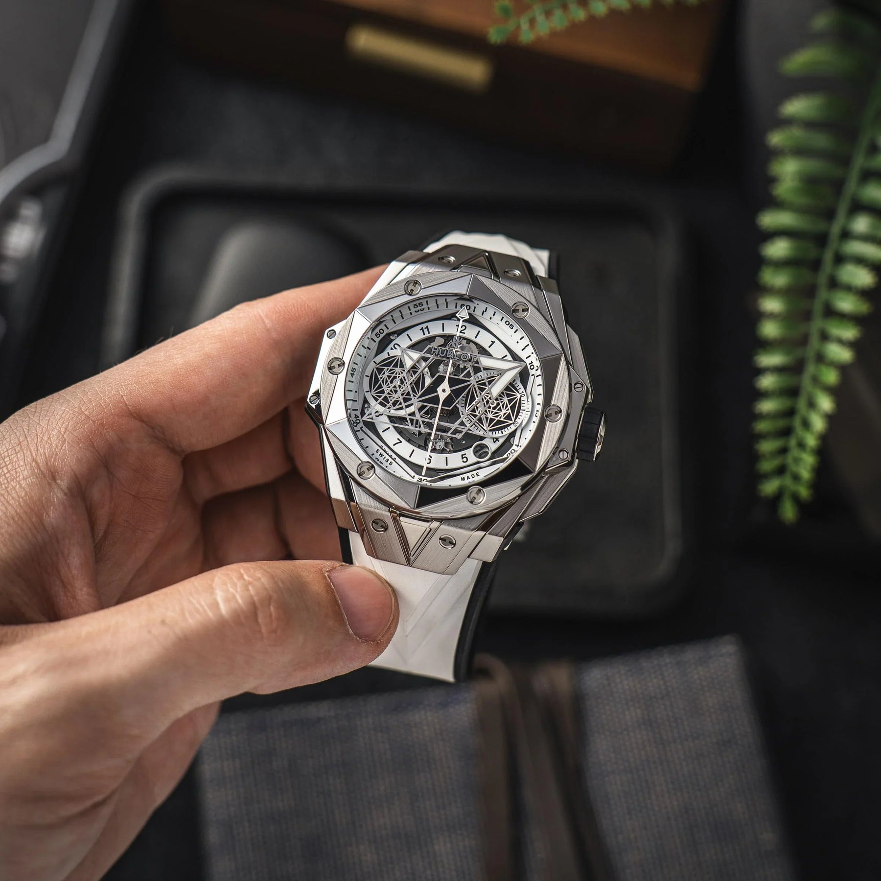 Relógio Hublot Big Bang Master Grade Full Sphire Glsss H