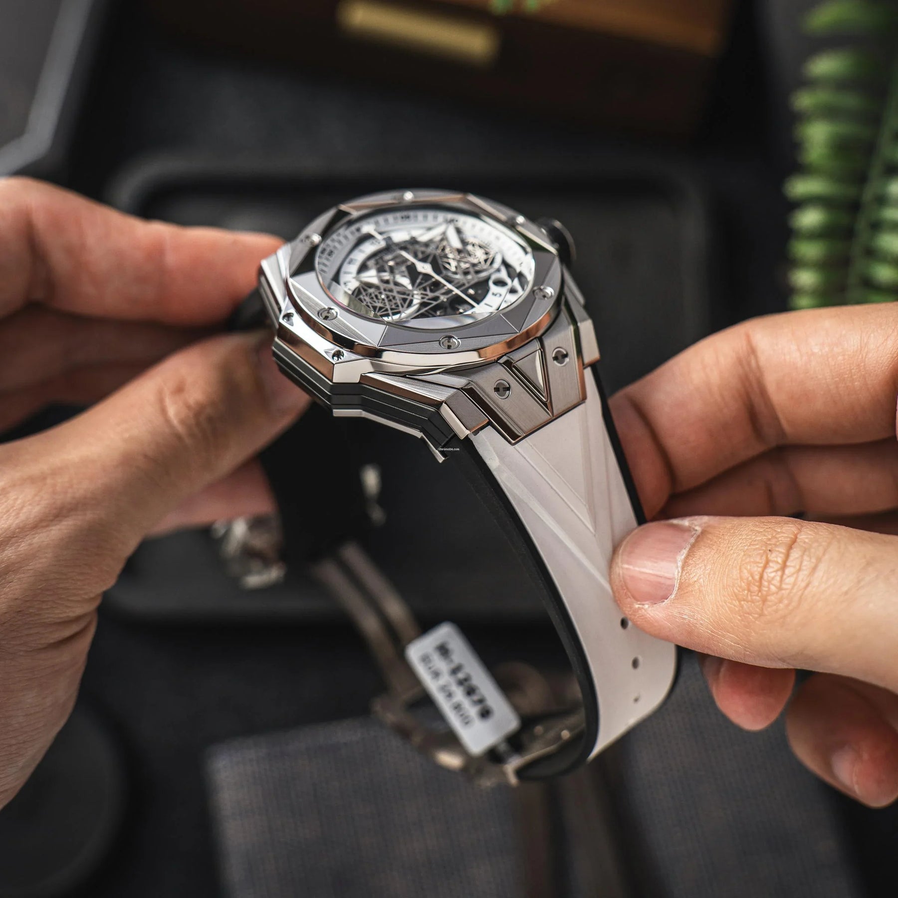 Relógio Hublot Big Bang Master Grade Full Sphire Glsss H